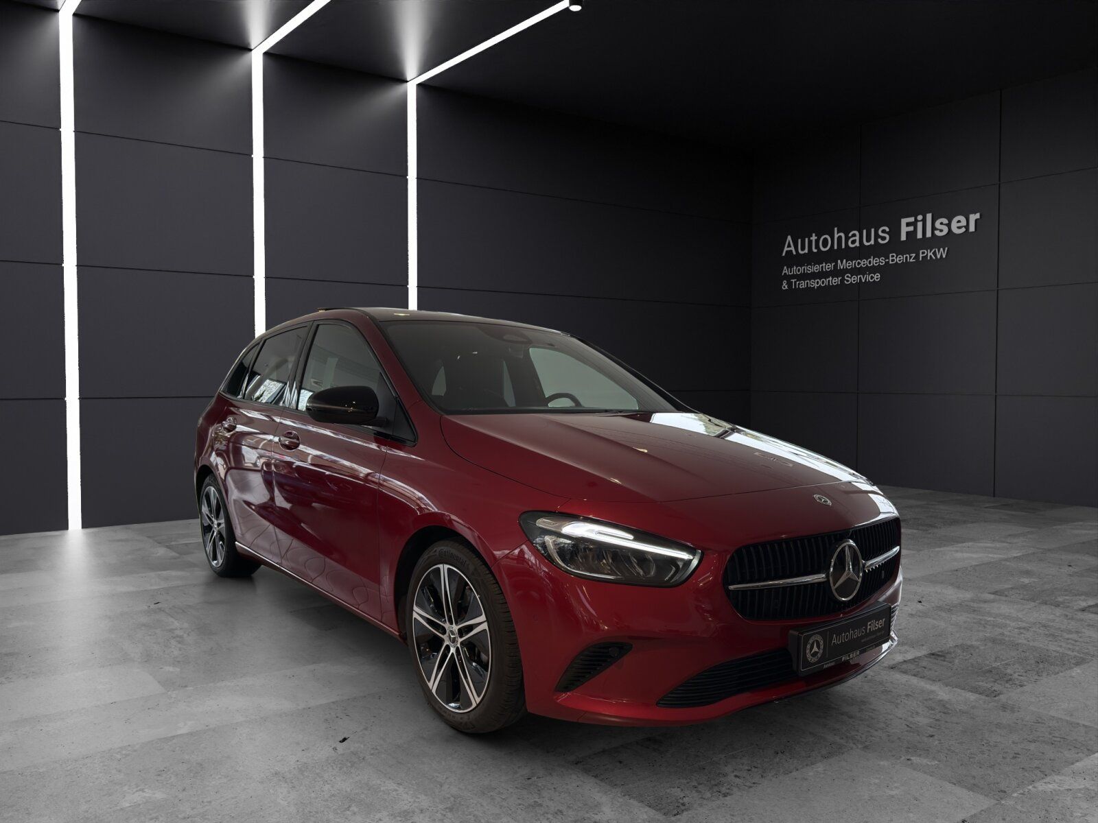 MERCEDES-BENZ B180*Progressive*Pano-Dach*AHK* Night*MBUX*RFK*