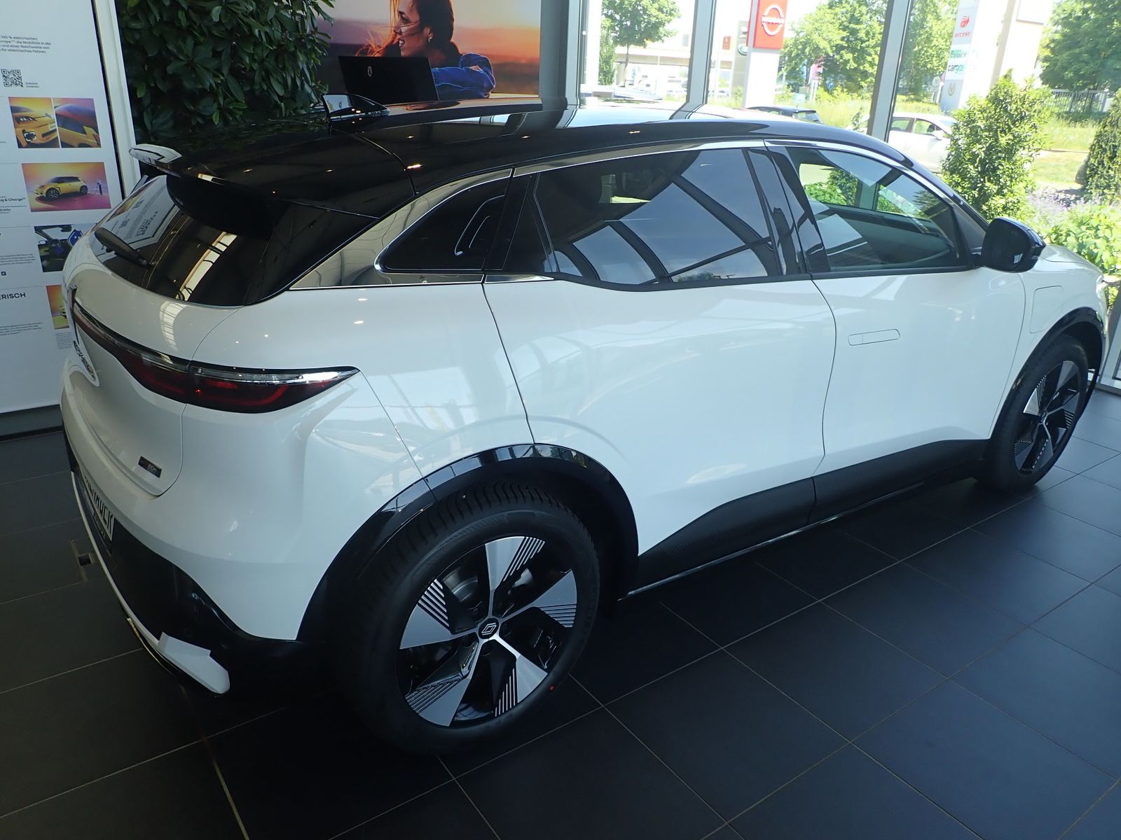 Fahrzeugabbildung Renault Megane E-Tech 60KW Techno 220 Comfort Range