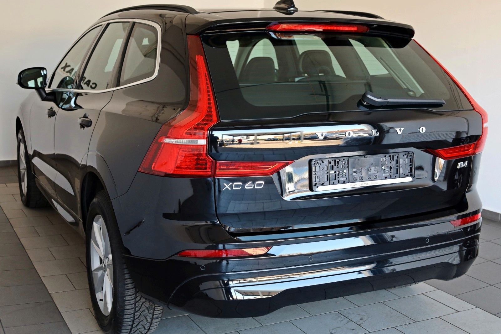 Fahrzeugabbildung Volvo XC60 Core B4 D,Navi,LED,4xSH,Kamera,Carplay,ACC