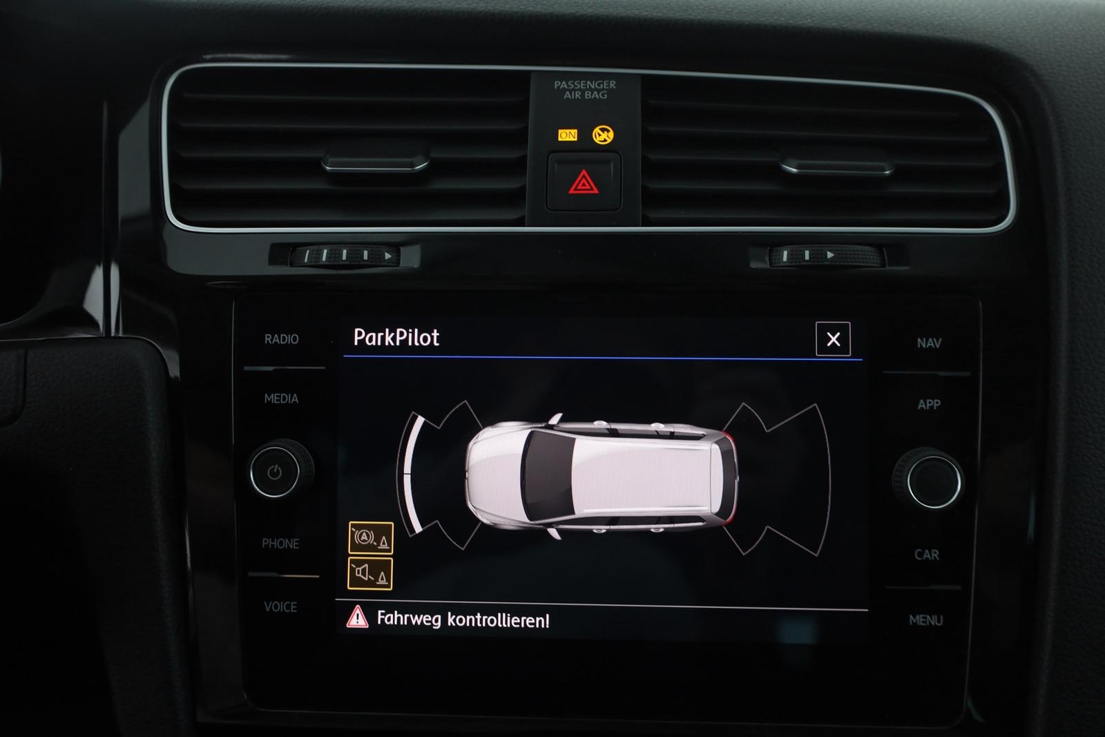 Volkswagen Golf VII Variant 1.0 TSI Join Navi Sitzheizung