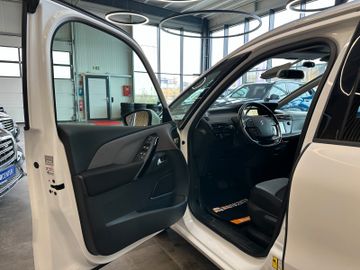 MYAUTOCENTER – Gebraucht- und Jahreswagen mit Werkstattservice in Pfaffenhofen Citroën Grand C4 Picasso Aut. *NAVI*KAMERA*PDC*SHZ*LED*