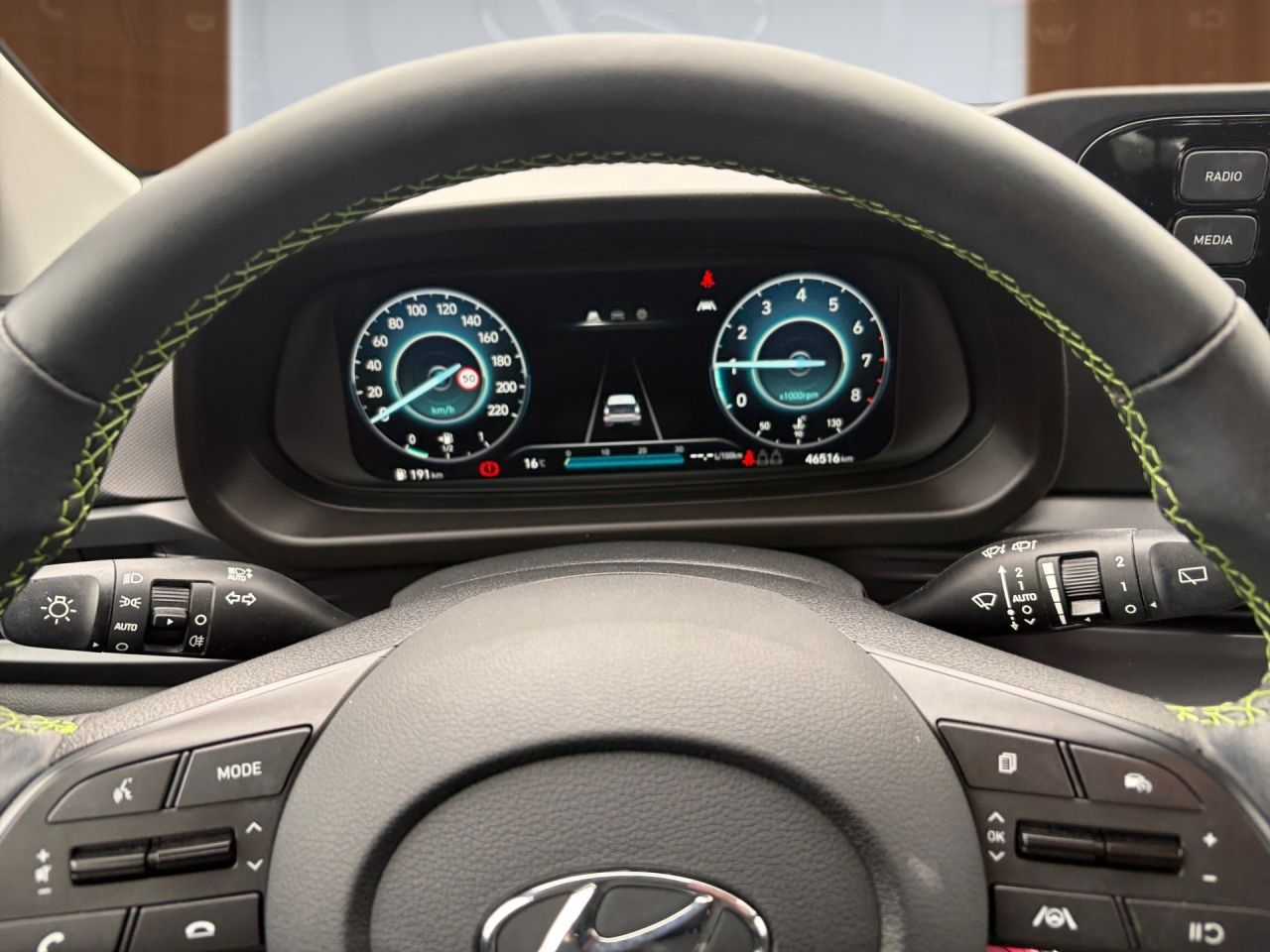 Fahrzeugabbildung Hyundai i20 INTRO USB*SPURH*DAB*ZV*