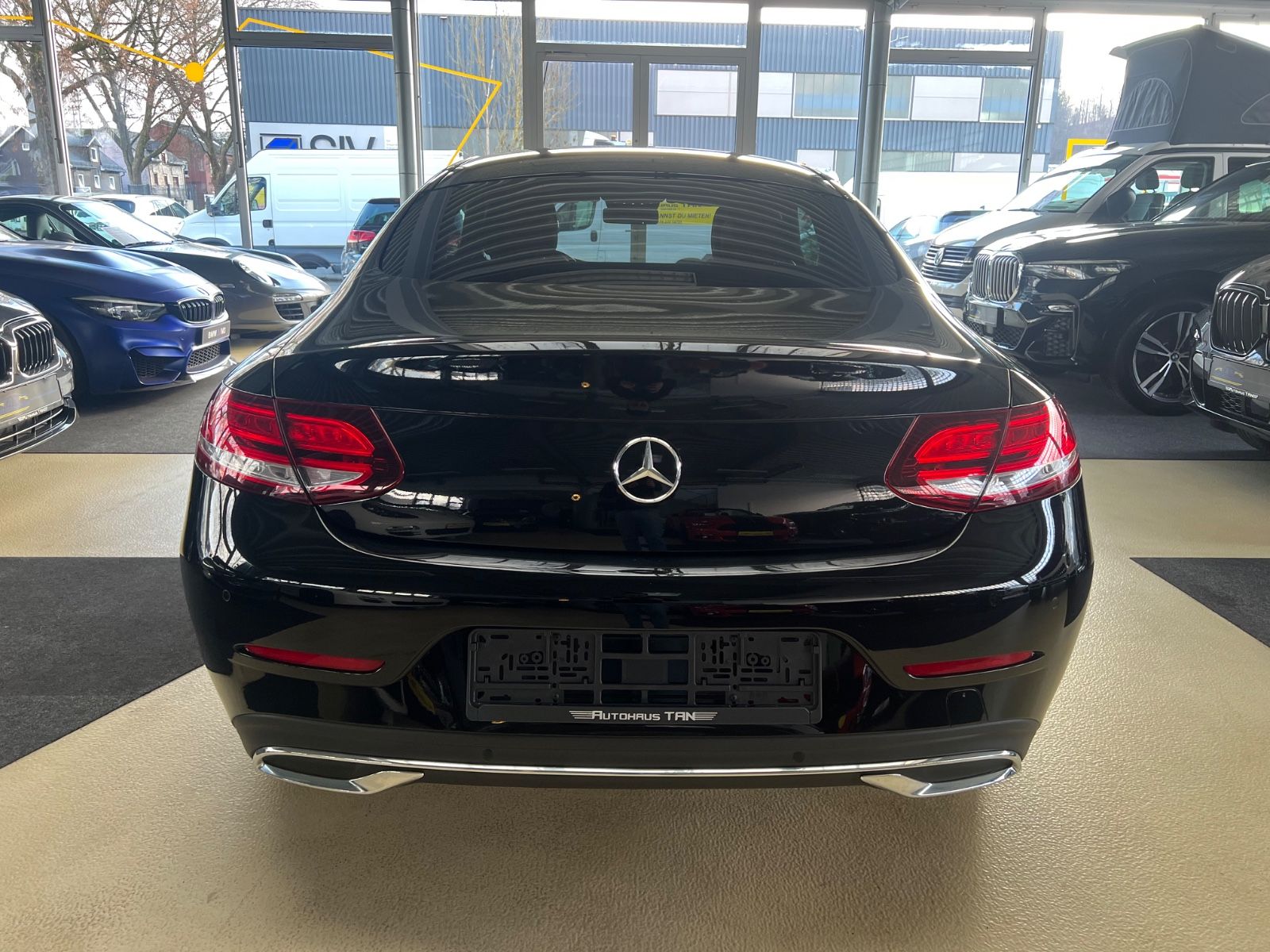 Fahrzeugabbildung Mercedes-Benz C 220 d Coupe * AMG FELGEN *