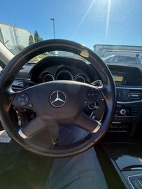 Mercedes E 220 - 7