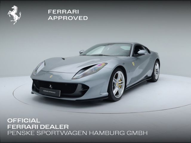 Ferrari 812 Superfast - FERRARI HAMBURG