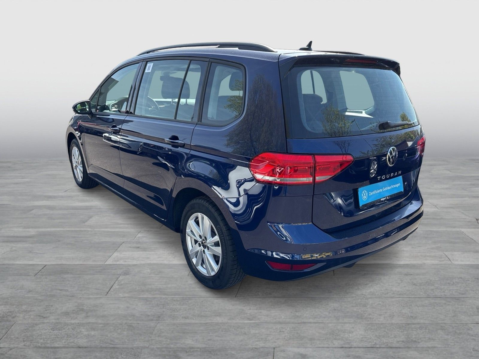 Volkswagen Touran 1.5 COMFORTLINE 7SITZE ACC NAVI ALU DAB foto 4
