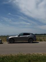 Maserati Levante 3.0 V6 430HP Modena S Auto 4WD Modena S - Maserati Levante von privat