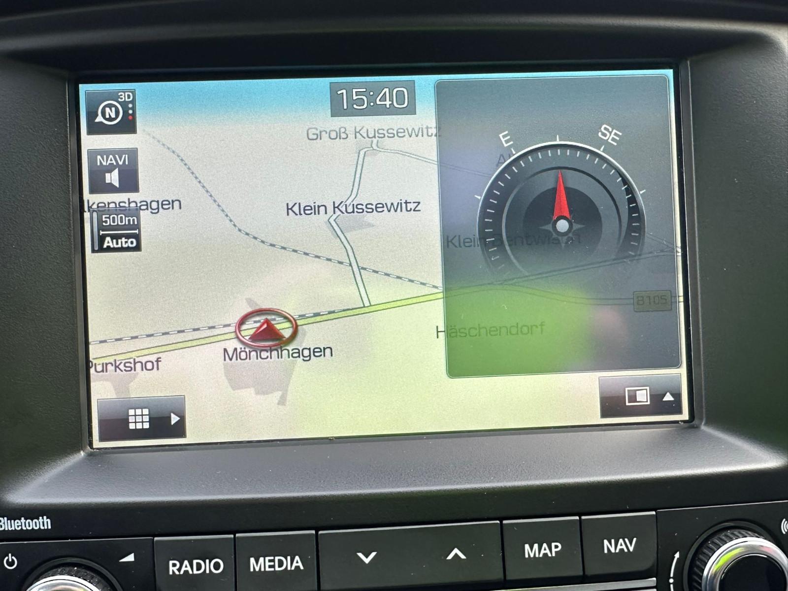 Hyundai H-1 Travel Navi BT Temp AHK Sitzhzg Dach