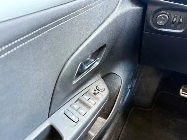 Fahrzeugabbildung Opel Corsa F GS Line 130PS Automatik/Kamera/SHZ!