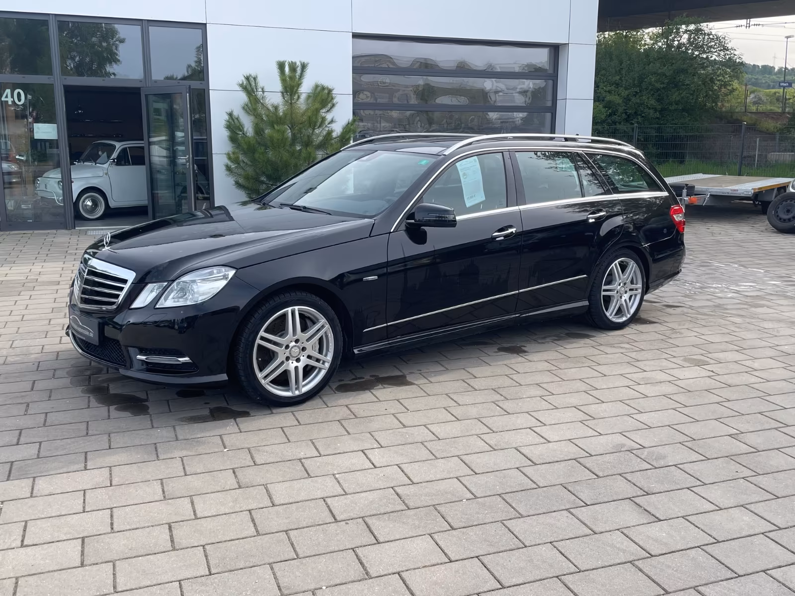 Mercedes-Benz E 500 T 4-Matic Panorama Vollleder Harman-Kardon