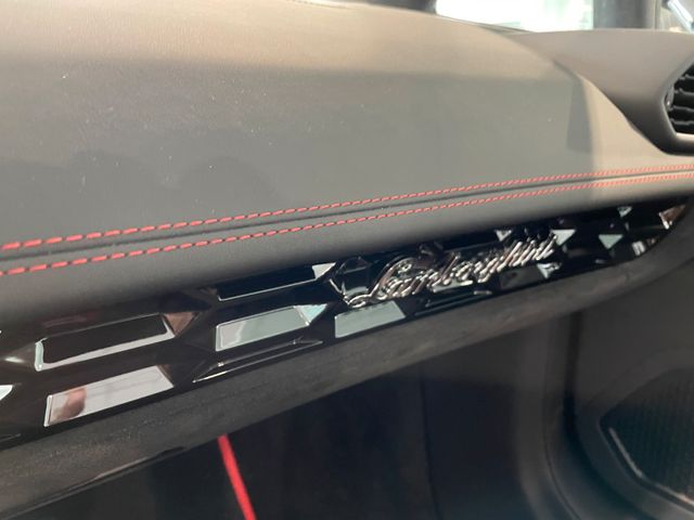 Lamborghini Huracán EVO Spyder | LIFT | SENSONUM | SOFORT