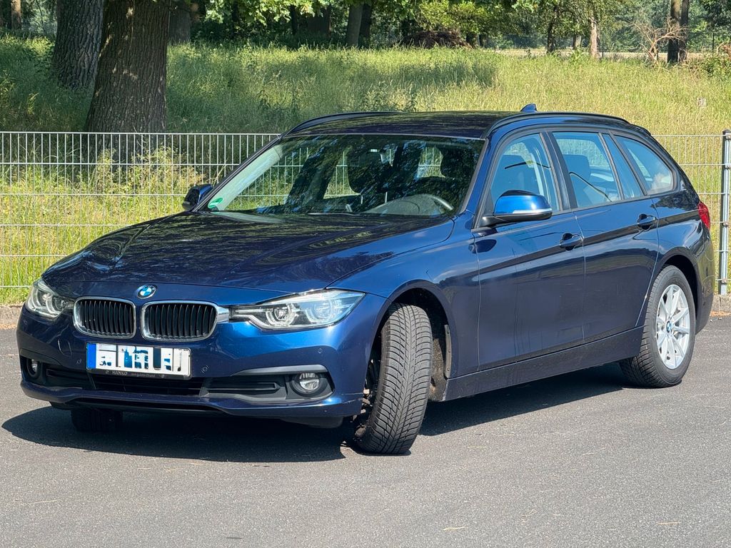 2017 BMW 318