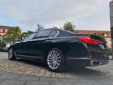 BMW 750Li xDrive Lang Executive Laser Bowers  Massag - BMW 750: 750li Xdrive