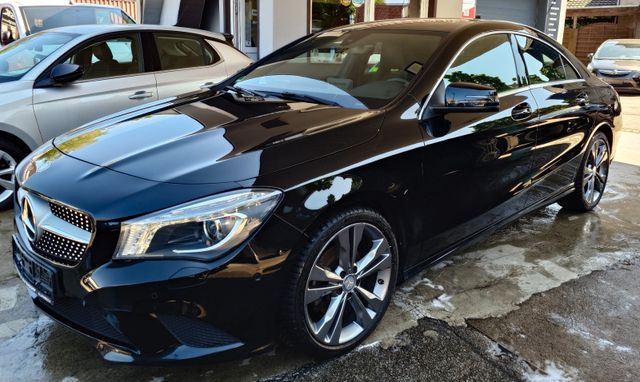 Mercedes-Benz CLA 180 CGI NAVI/TLEDER/SHZ/PDC/XENON/GARANTIE