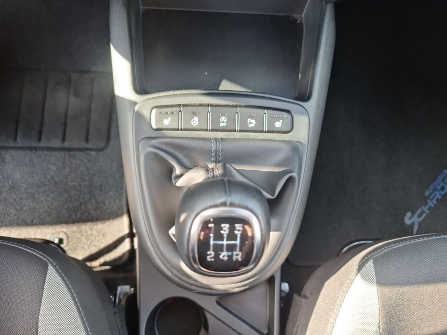 Fahrzeugabbildung Hyundai i10 1.2 Benzin M T Trend Navipaket
