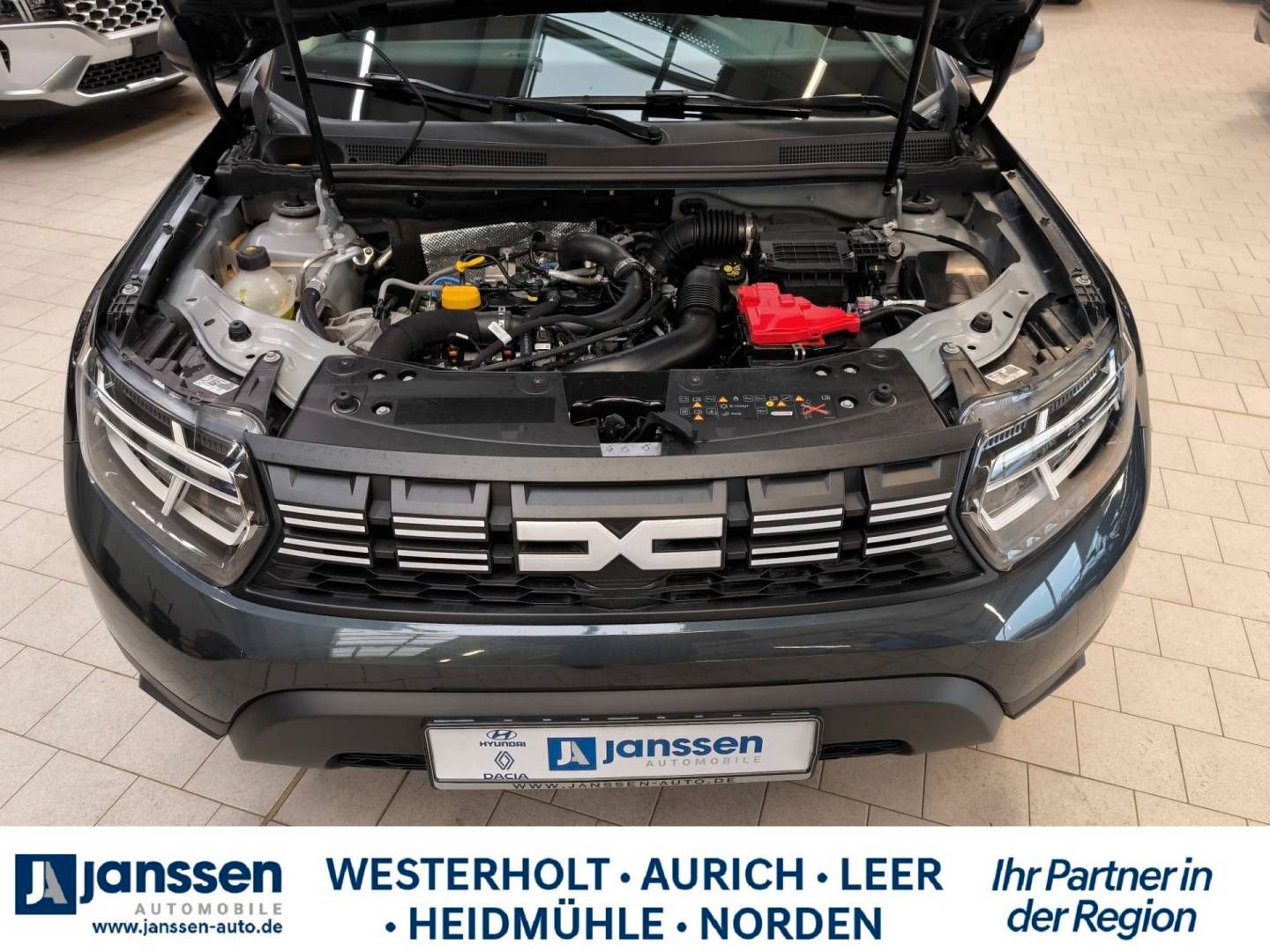 Fahrzeugabbildung Dacia DUSTER Essential TCe 100 ECO-G