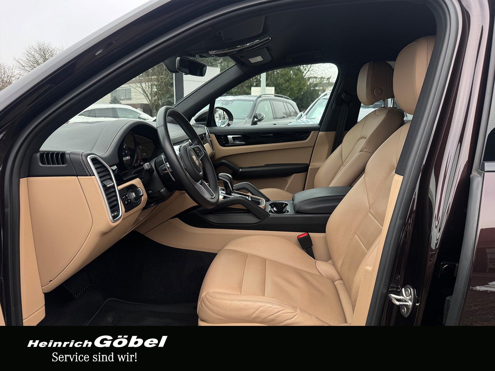 Fahrzeugabbildung Porsche Cayenne OPF 1 Hand PZ SCHECKHEFTGEPFLEGT