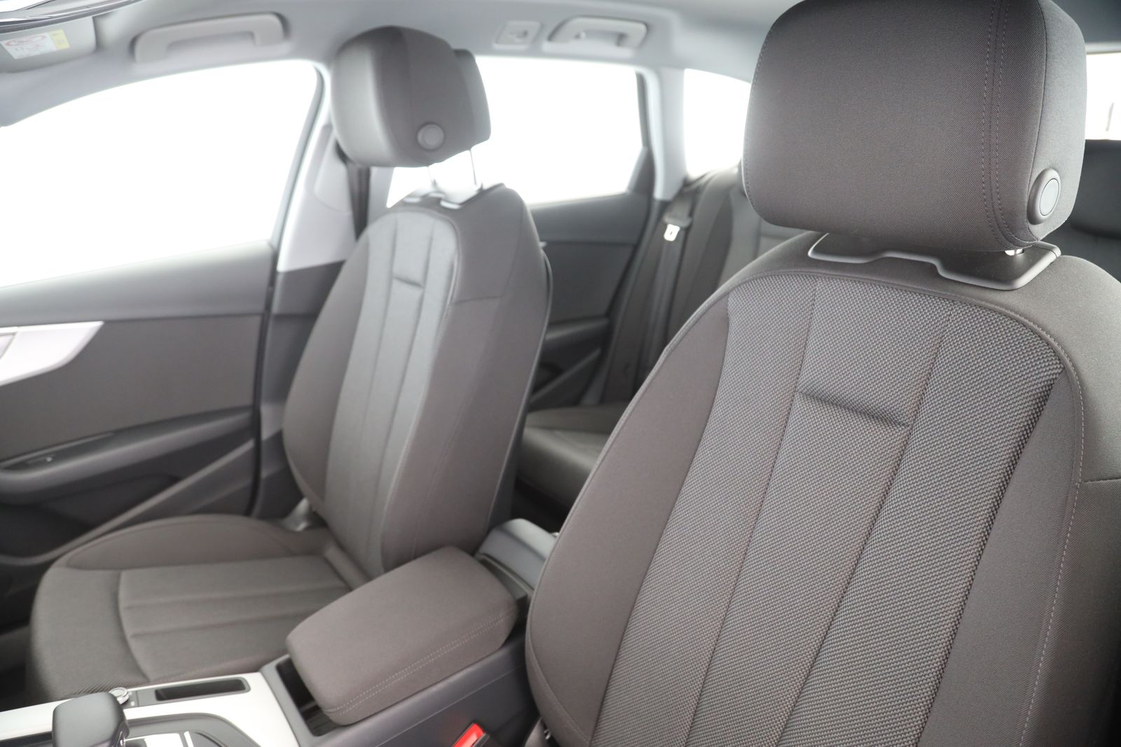 Audi A4 - Bild 12