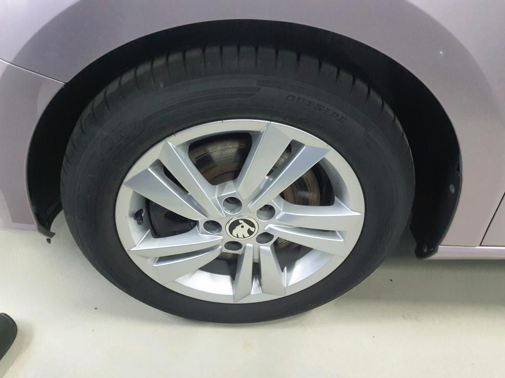Skoda Fabia Style 1.0 TSI PDC*Tempo*Klima*SH