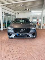 Volvo XC60 R-Design Diesel AHK Pano Standheiz SelektGA - Volvo: Selekt