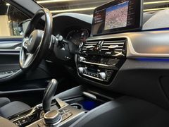BMW 520 M Sport /LED/Kamera/Winterfreude/4-Zo.