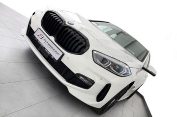 BMW 118i M Sport Shadow LiveCoProf PANO HUD 18"