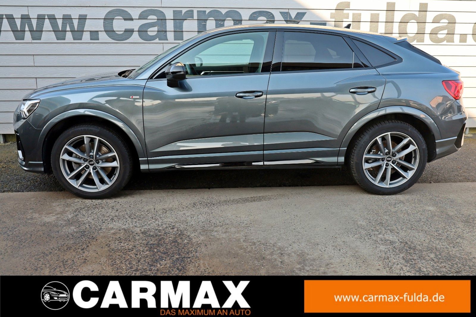 Fahrzeugabbildung Audi Q3 Sportback 40 TDI quat. S line Matrix-LED,Navi