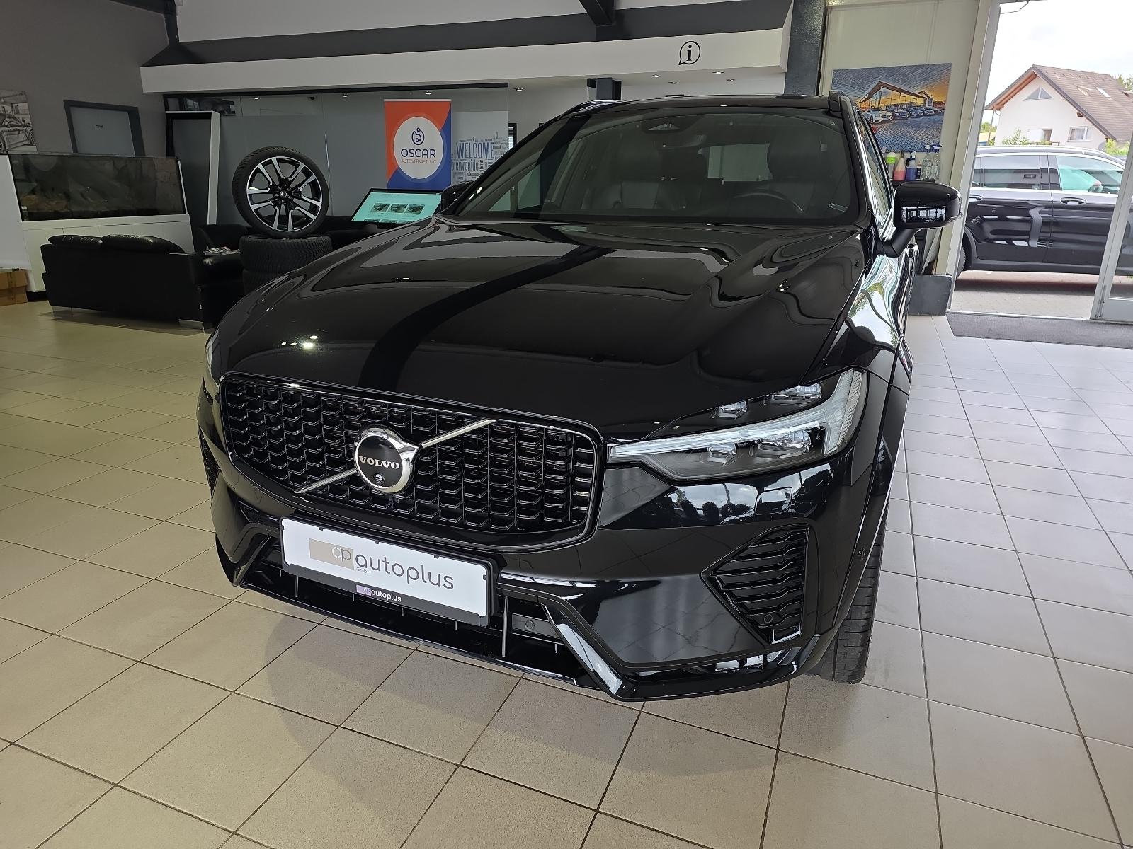 Volvo XC60 B5 R-Design Massage FourC 22Zoll 360° Pano
