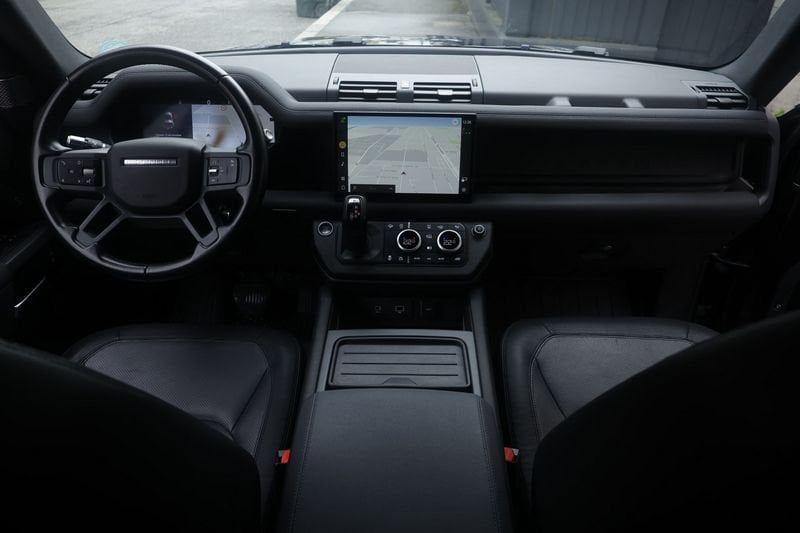 Land Rover Defender Defender 90 3.0 i6 mhev X aw imagem 2