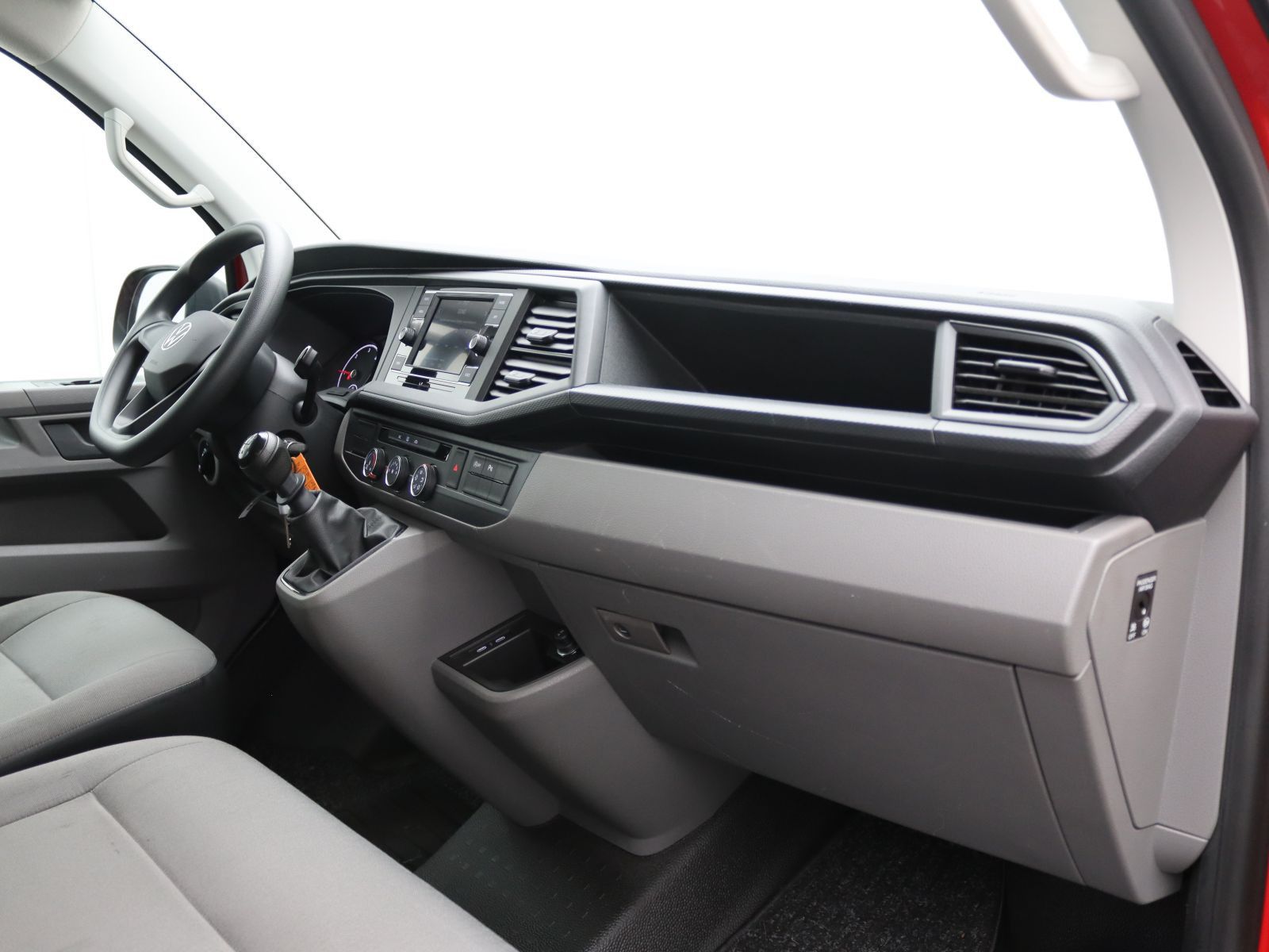 Volkswagen T6 Kombi - Bild 11