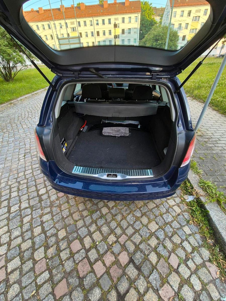 Opel Astra 2006 — photo 5