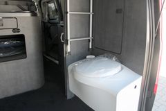 Fahrzeugabbildung Ford Transit Custom Automatik L2 NUGGET Limited Hoch