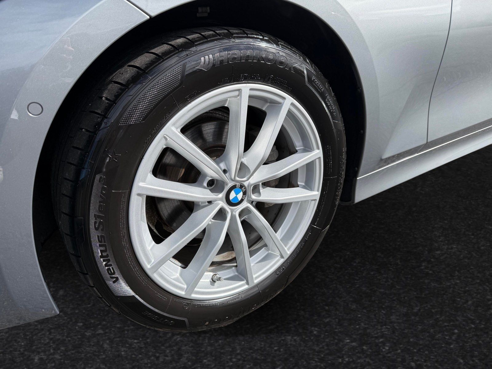 BMW 318i Touring DAB LED Komfortzg. Parkassistent foto 3