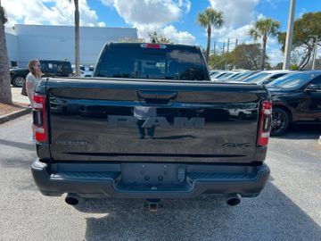 Dodge RAM Rebel 1500 4x4 Crew Cab unfallfrei