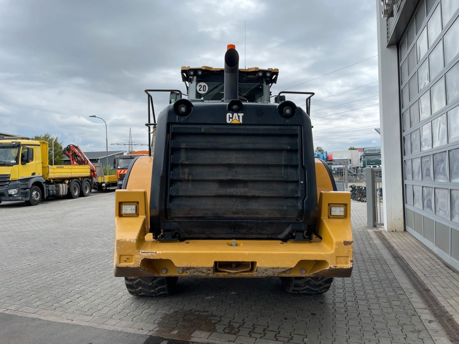 Fahrzeugabbildung CAT 962M / 8.035h / Schaufel