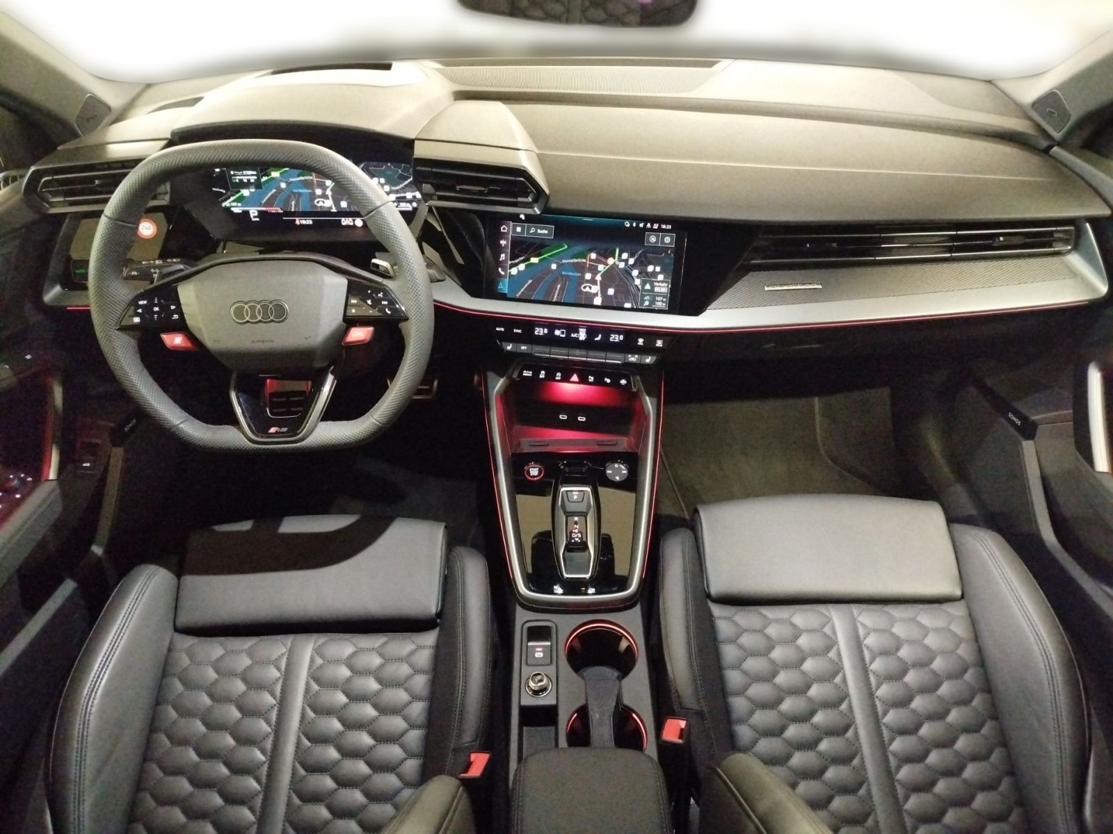 Audi RS3 - Bild 12