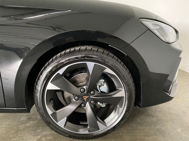 CUPRA Leon Sportstourer 1.5 eTSI DSG AHK