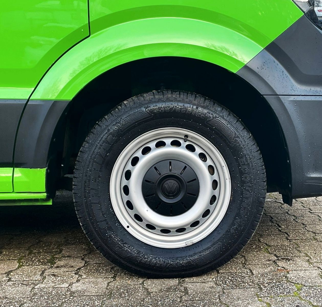 Fahrzeugabbildung Volkswagen Crafter 35 TDI L2 AUTOMATIK CAM SCHWINGSITZ EUR6