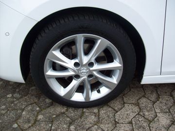 Bild 16 Opel Corsa F 1.2T Elegance LED PDC SHZ Navi-App