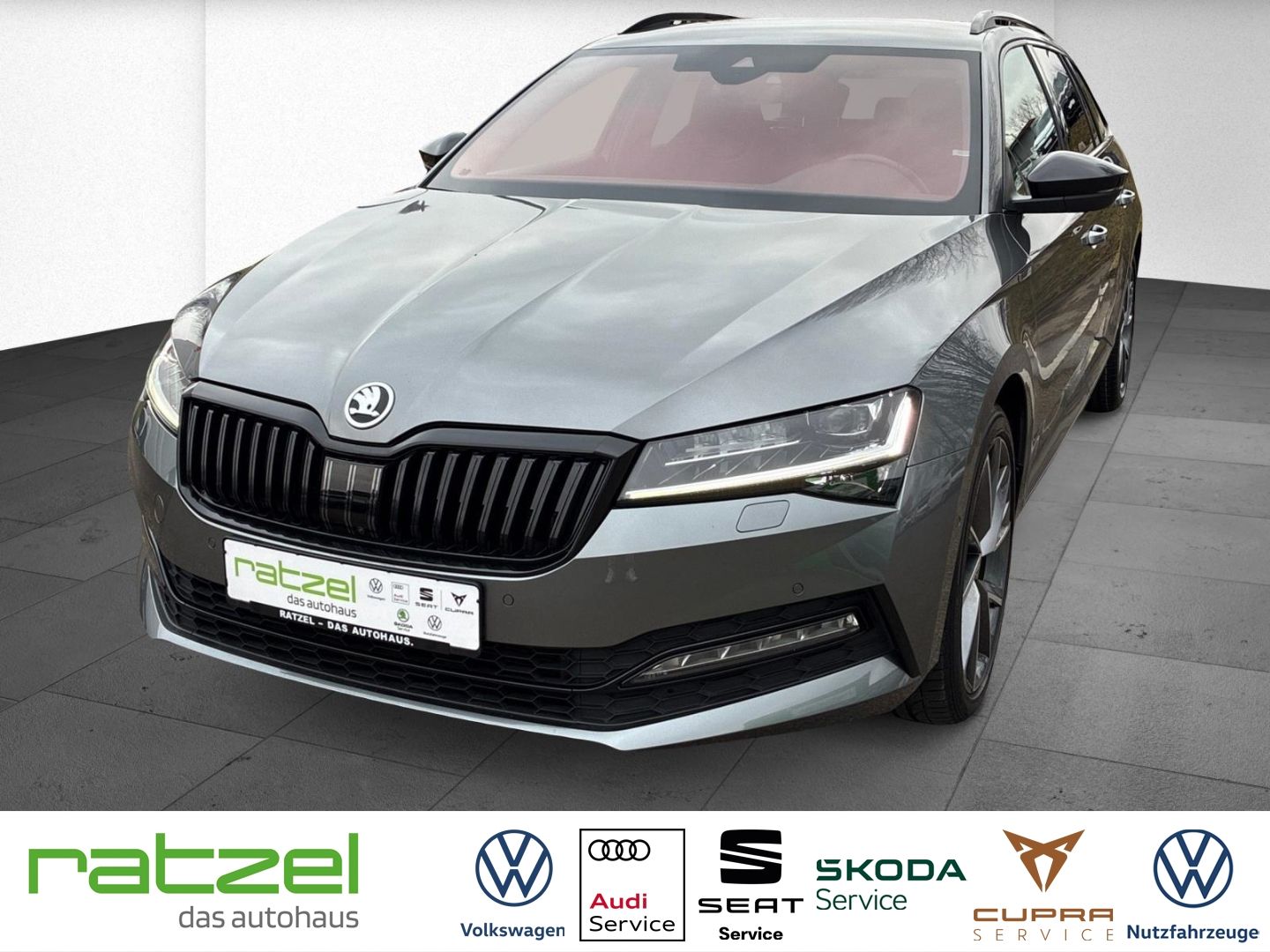 Fahrzeugabbildung SKODA Superb Combi Sportline 2.0 TDI T-Leder Navi AHK