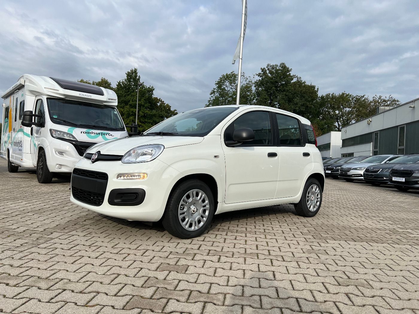 Fiat Panda Pandina 1.0 Hybrid Icon 5 Sitze Klima Radi