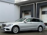 Mercedes-Benz C 180 T CGI Luxury LED Comand Sitzheizung AHK - Mercedes-Benz: Comand