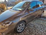 Mercedes-Benz B 200 - - Mercedes-Benz B 200 von privat