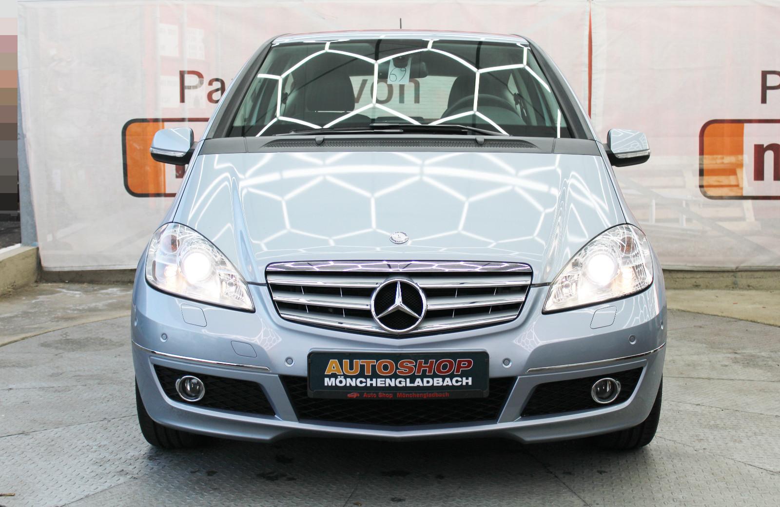 Mercedes-Benz A200 Automatik|2.Hand|73Tkm|Xenon|Scheckheft|PDC