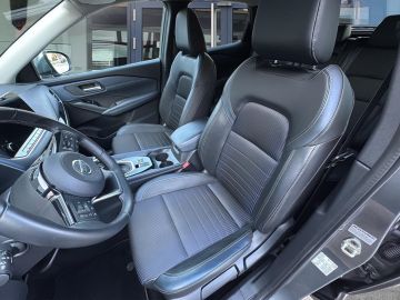 Nissan Qashqai N-Connecta Navi*360*Kamera*LED*Pano*AHK*