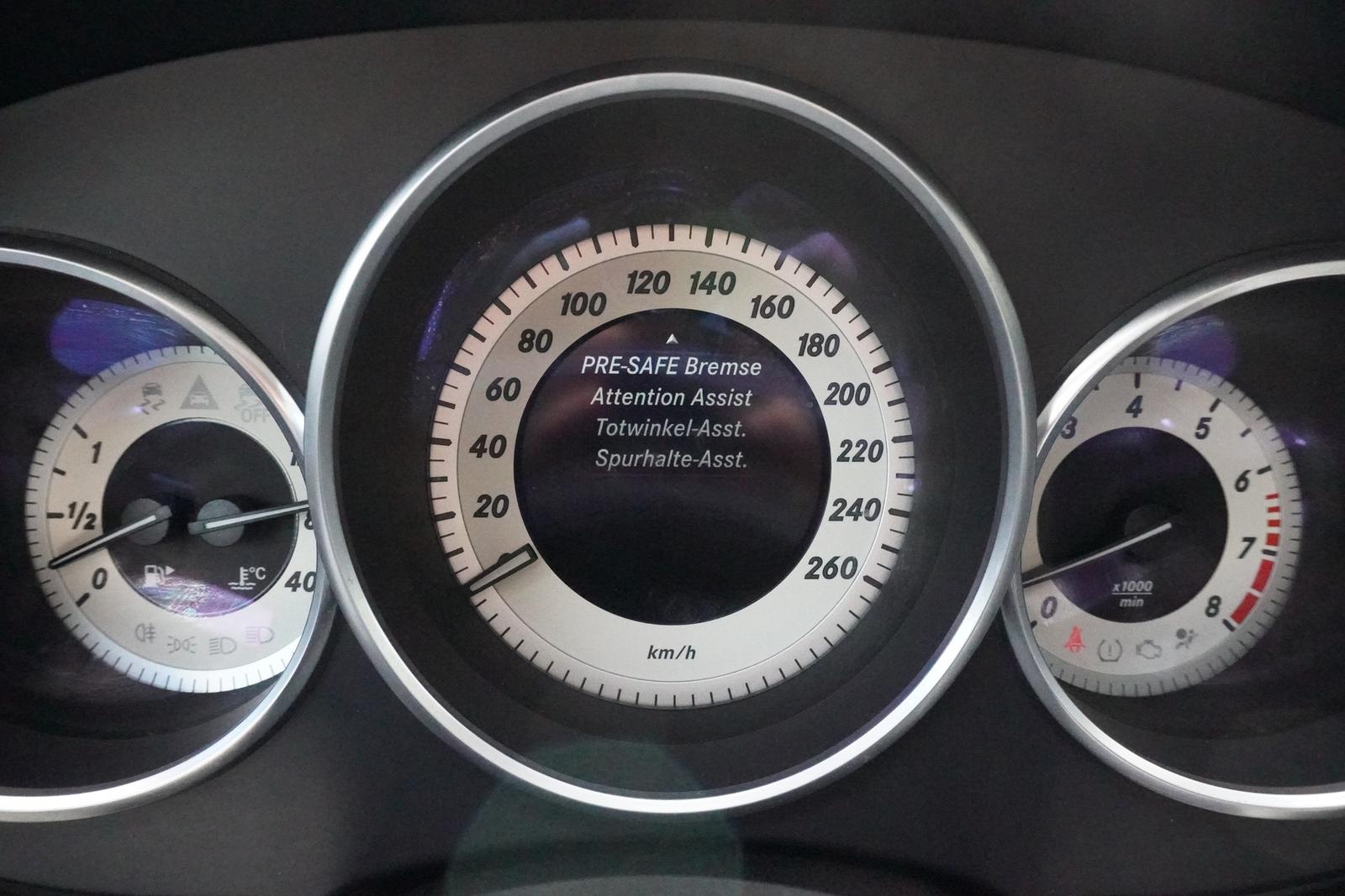 Mercedes-Benz CLS 400 Multibeam 360° Totwinkel Schiebedach