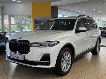 BMW X7 - 1
