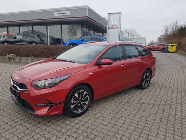 Kia Ceed SW 1.5 T-GDI KLIMA NAVI CONNECT KAMERA