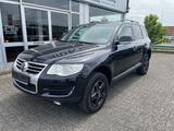 Volkswagen Touareg V6 TDI Aut. LEder NAvi Xenon AHK Voll - Volkswagen Touareg aus 2008: V6 TDI