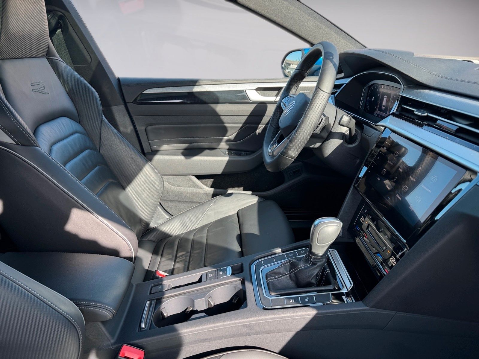 Fahrzeugabbildung Volkswagen Arteon Shooting Brake R-Line 2.0 TSI